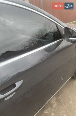 Универсал Volkswagen Passat 2011 в Киеве