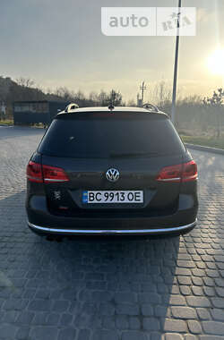 Универсал Volkswagen Passat 2013 в Львове