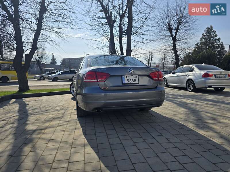 Седан Volkswagen Passat 2014 в Ивано-Франковске