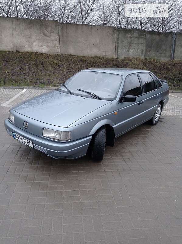 Volkswagen Passat 1988