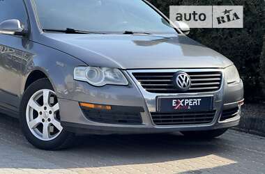 Седан Volkswagen Passat 2005 в Львове