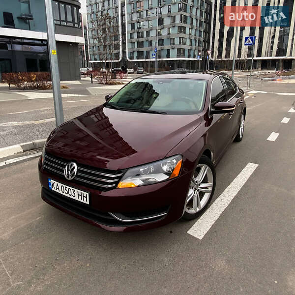 Седан Volkswagen Passat 2013 в Києві