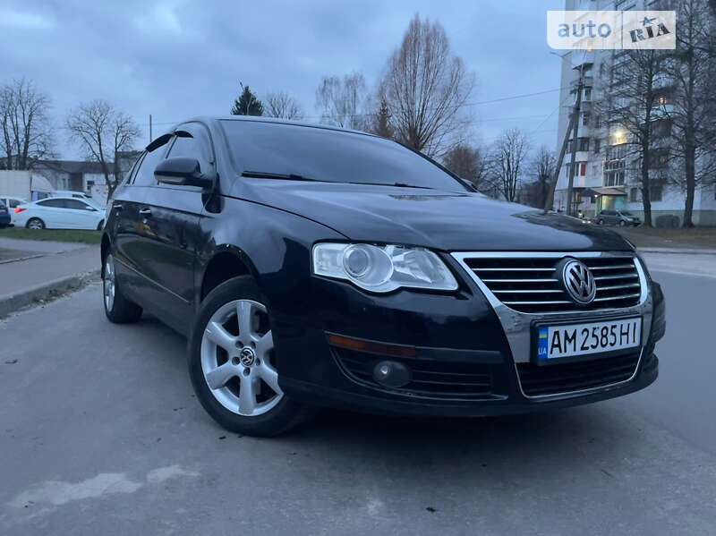 Седан Volkswagen Passat 2006 в Житомирі