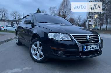 Седан Volkswagen Passat 2006 в Житомирі