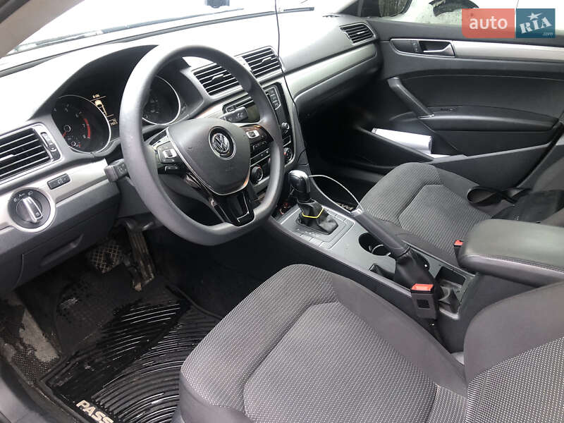 Седан Volkswagen Passat 2018 в Обухове
