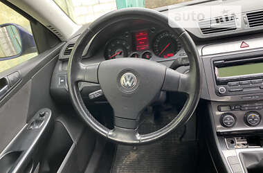 Універсал Volkswagen Passat 2008 в Харкові