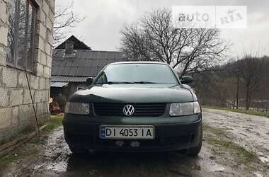 Седан Volkswagen Passat 1997 в Рахове