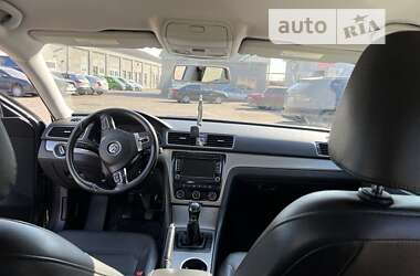 Седан Volkswagen Passat 2014 в Измаиле