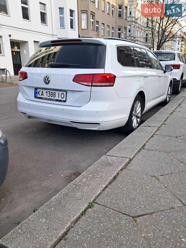 Універсал Volkswagen Passat 2017 в Києві