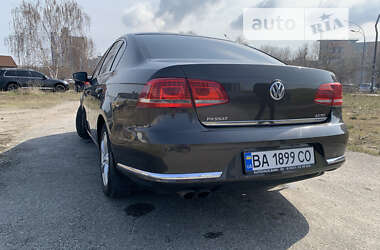 Седан Volkswagen Passat 2013 в Броварах