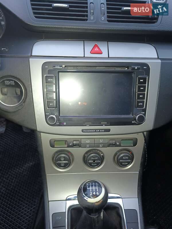 Седан Volkswagen Passat 2006 в Ольшанке