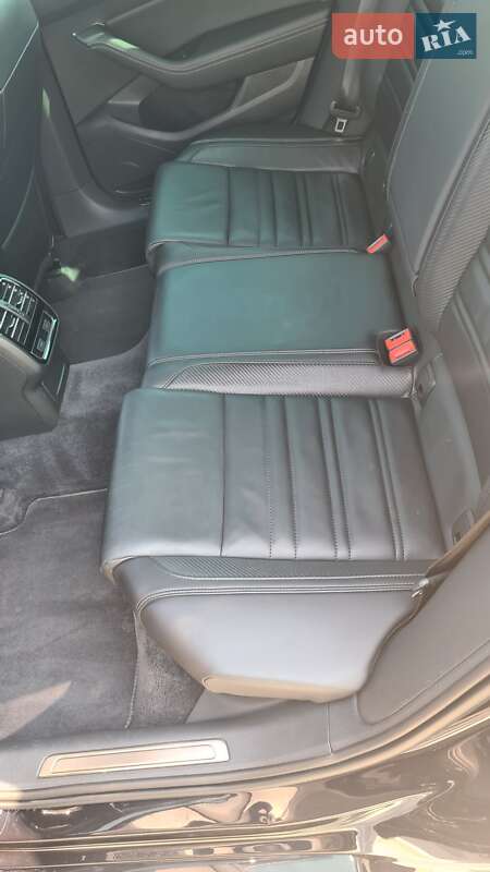 Универсал Volkswagen Passat 2018 в Самборе фото 30 Универсал Volkswagen Passat 2018 в Самборе