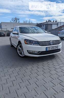 Седан Volkswagen Passat 2012 в Чернівцях