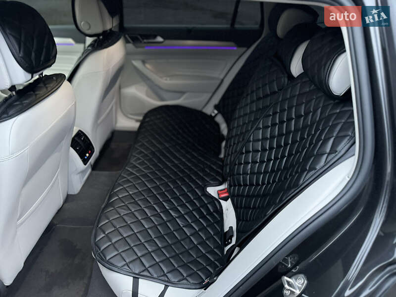 Универсал Volkswagen Passat 2022 в Одессе