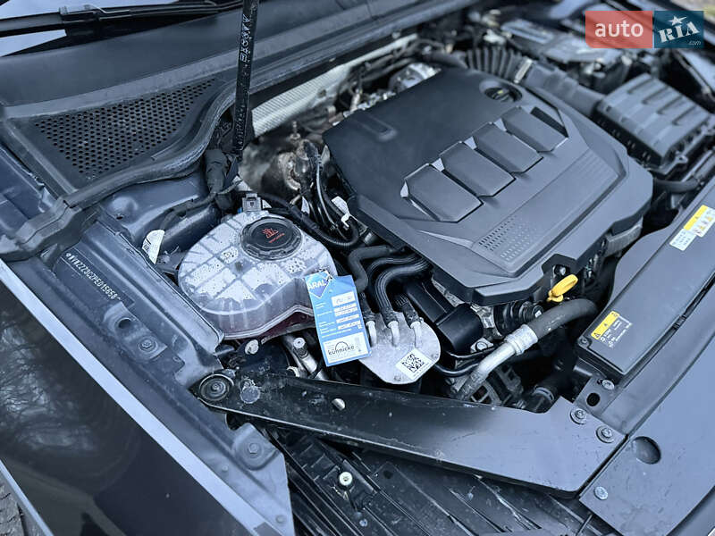 Универсал Volkswagen Passat 2022 в Одессе