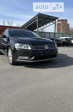 Универсал Volkswagen Passat 2013 в Днепре