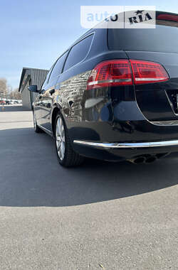 Универсал Volkswagen Passat 2013 в Днепре