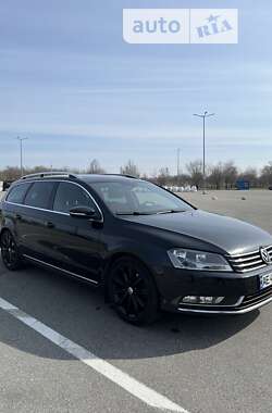 Универсал Volkswagen Passat 2014 в Днепре