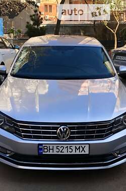 Седан Volkswagen Passat 2016 в Одесі