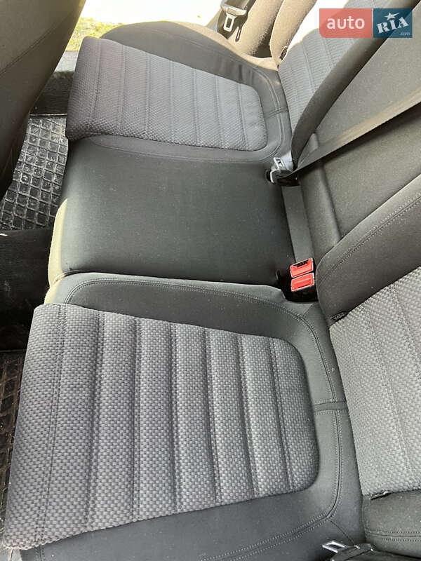 Универсал Volkswagen Passat 2006 в Черновцах