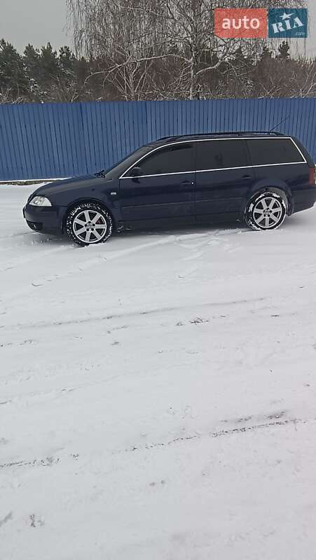 Универсал Volkswagen Passat 2001 в Котельве