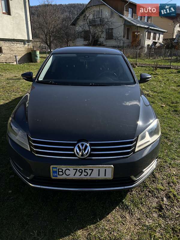 Volkswagen Passat 2012