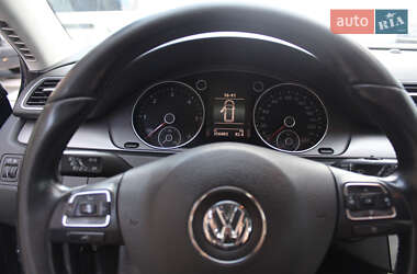 Универсал Volkswagen Passat 2011 в Каменке-Бугской
