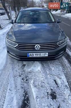 Универсал Volkswagen Passat 2015 в Виннице