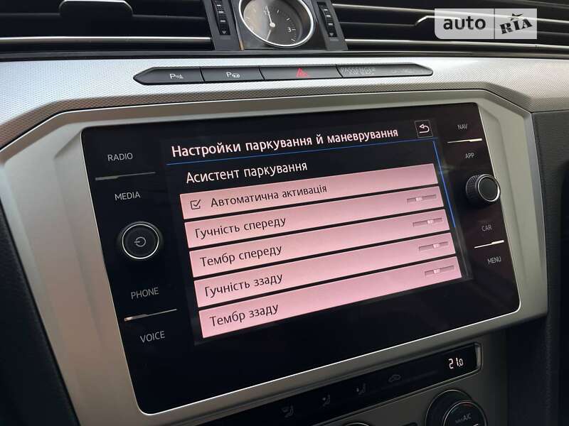 Седан Volkswagen Passat 2017 в Луцке