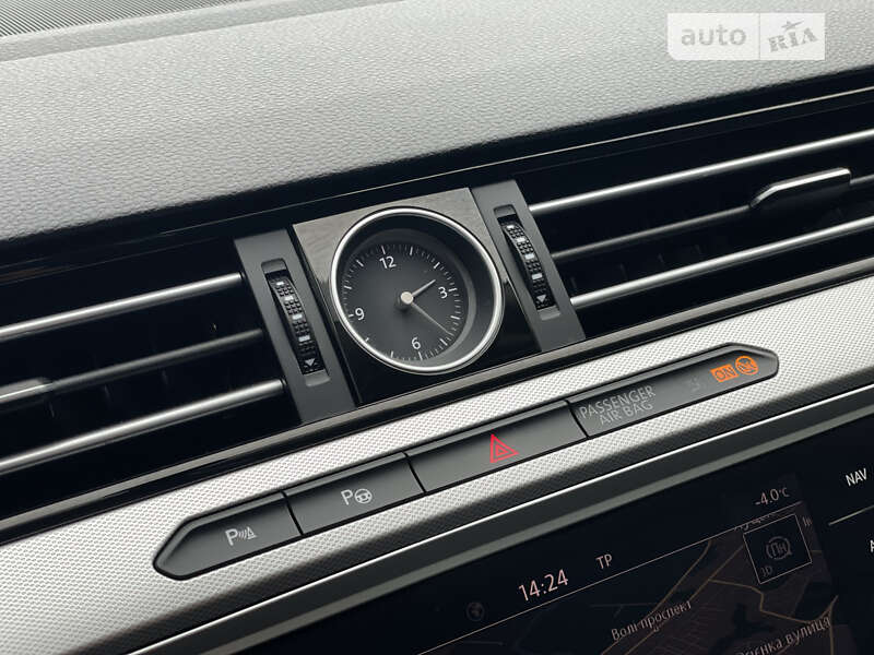 Седан Volkswagen Passat 2017 в Луцке