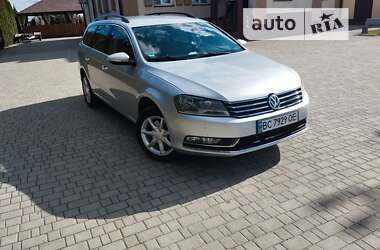 Универсал Volkswagen Passat 2011 в Самборе