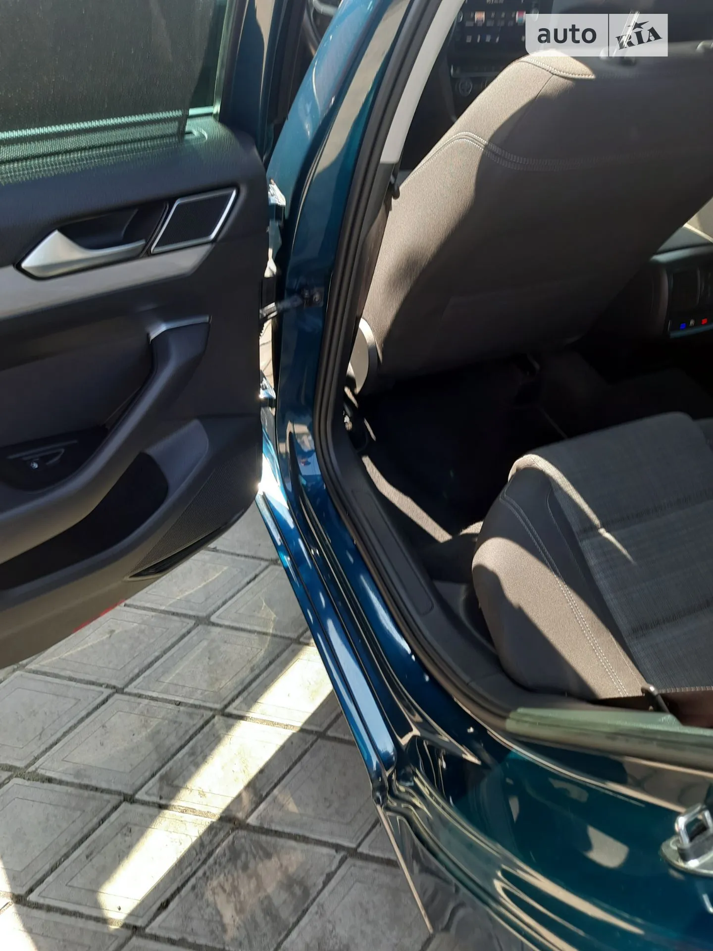 2019 Volkswagen Passat - мініатюра 16