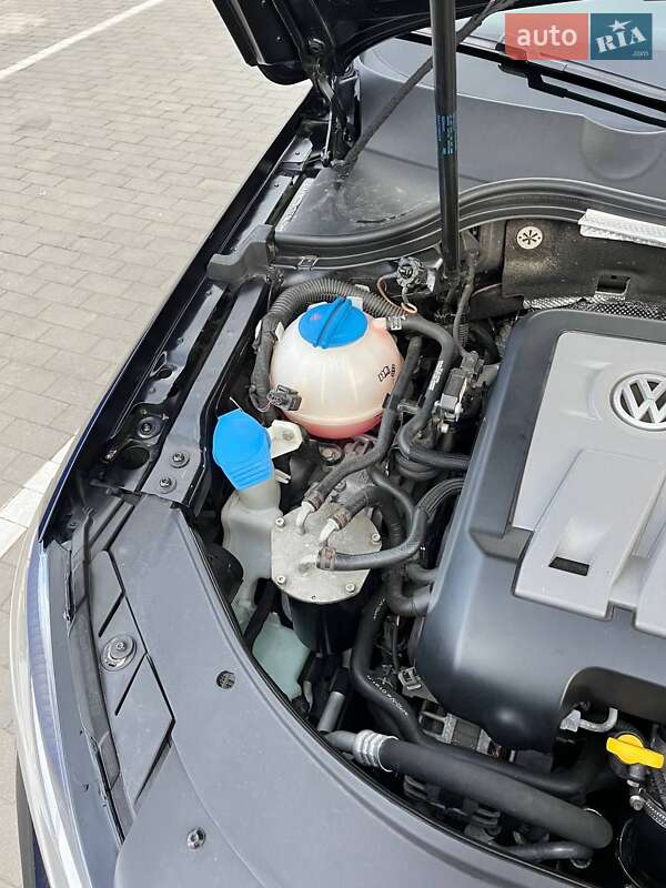 Универсал Volkswagen Passat 2014 в Калуше