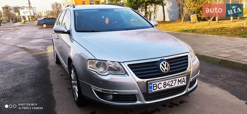 Універсал Volkswagen Passat 2010 в 