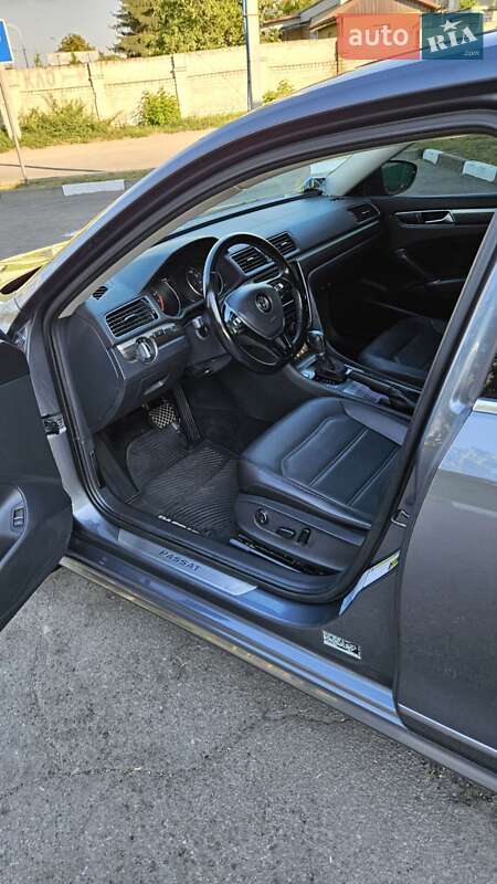 Седан Volkswagen Passat 2016 в Павлограде