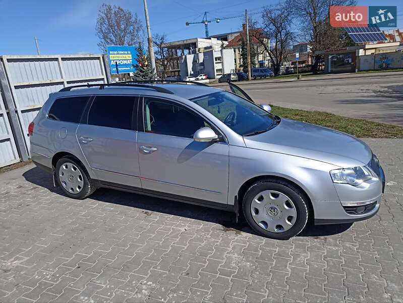 Универсал Volkswagen Passat 2005 в Львове
