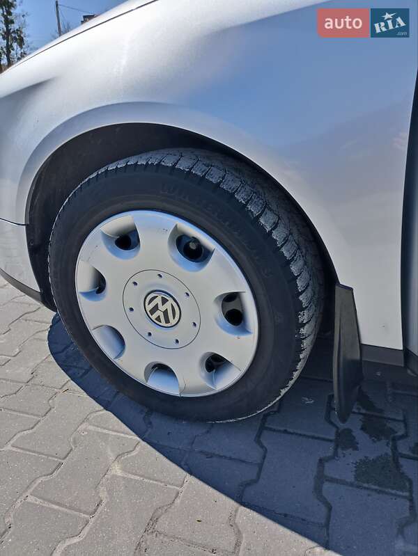 Универсал Volkswagen Passat 2005 в Львове