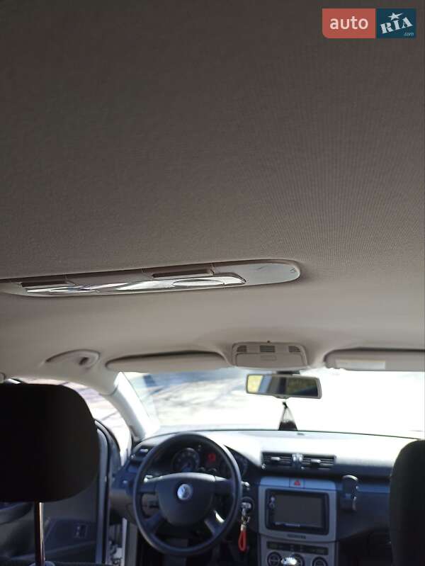 Универсал Volkswagen Passat 2005 в Львове