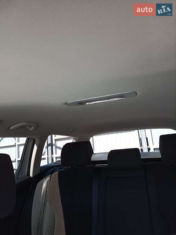 Универсал Volkswagen Passat 2005 в Львове