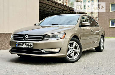 Седан Volkswagen Passat 2014 в Одессе