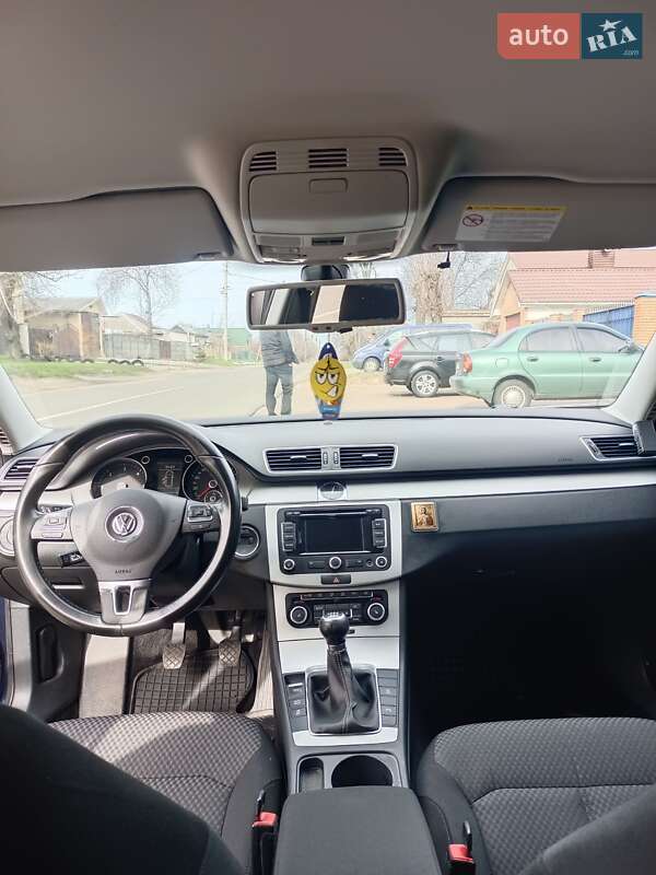 Універсал Volkswagen Passat 2011 в Черкасах