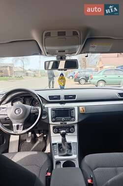 Универсал Volkswagen Passat 2011 в 