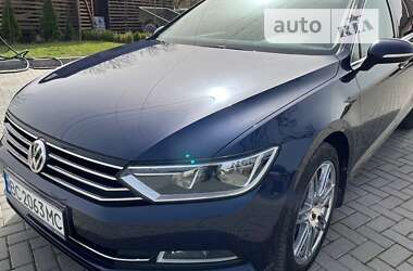 Універсал Volkswagen Passat 2016 в Золочеві