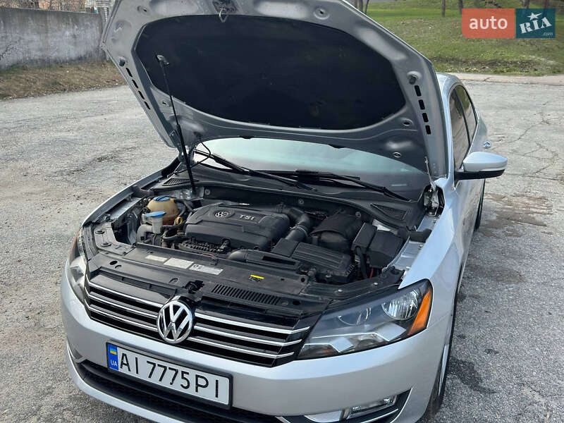 Седан Volkswagen Passat 2015 в Ржищеві
