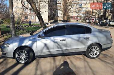 Седан Volkswagen Passat 2008 в Кривому Розі