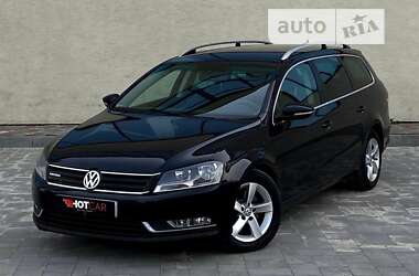 Універсал Volkswagen Passat 2012 в Стрию