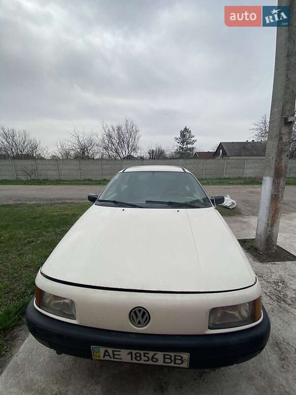 Volkswagen Passat 1990