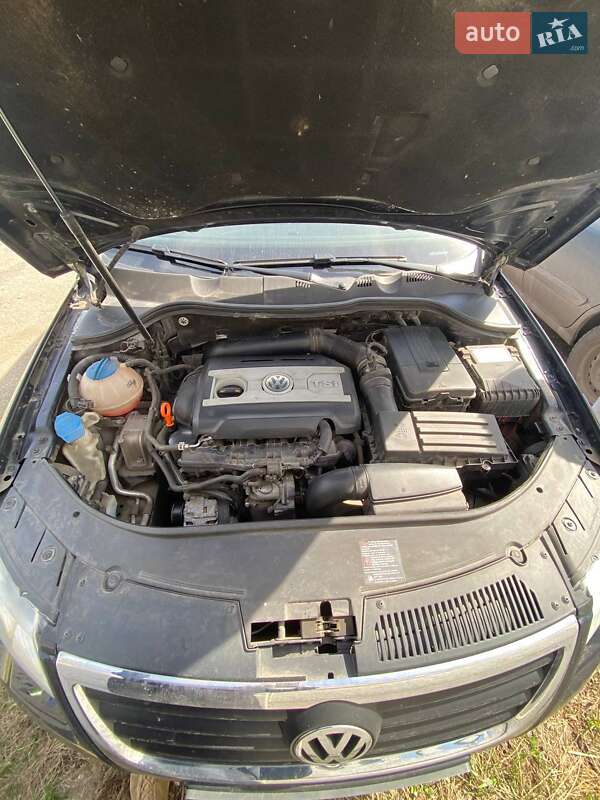 Седан Volkswagen Passat 2008 в Кривом Роге