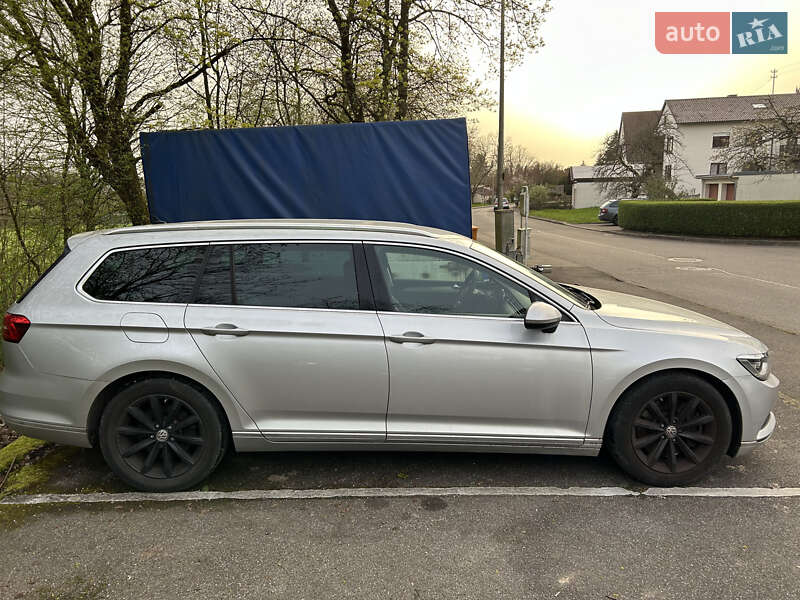 Универсал Volkswagen Passat 2015 в Киеве