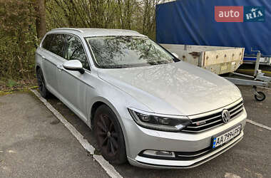 Универсал Volkswagen Passat 2015 в 